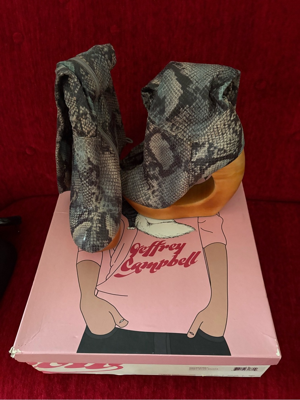 Jeffrey Campbell ROCKFERRY
GREY BLUE SNAKE